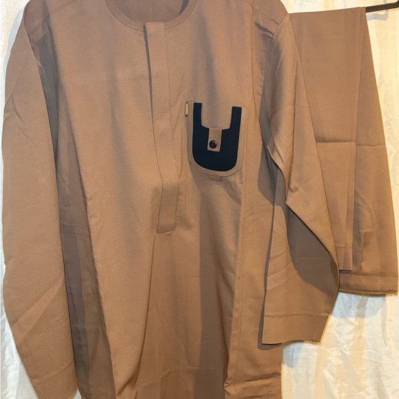 Brown Traditional Outfit with Black Pocket Accent - Picture 1 of 3